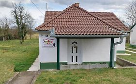 Veronika Guesthouse